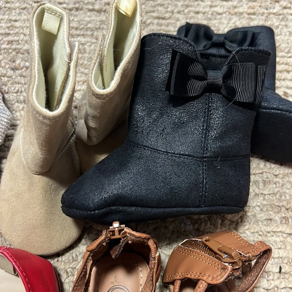 Lot bundles baby girl shoes size 3 robeez stride rite old navy wonder nation 💕 - Picture 5 of 9